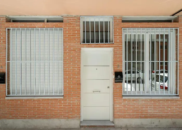 Nice Flat At Street Level - Madrid Rio Tri-Pedrero