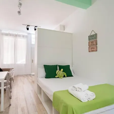 Nice Flat At Street Level - Madrid Rio Tri-Pedrero Exterior photo