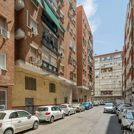 Nice Flat At Street Level - Madrid Rio Tri-Pedrero Exterior photo